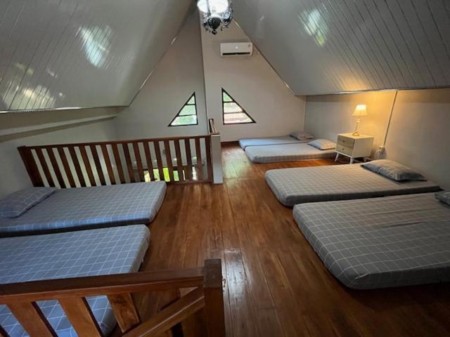 Mutiara Homestay Syariah Jogjakarta Buitenkant foto